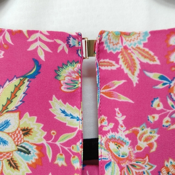 Rose & Olive Pink Floral Blouse Short Sleeve Size XS - Picture 9 of 15